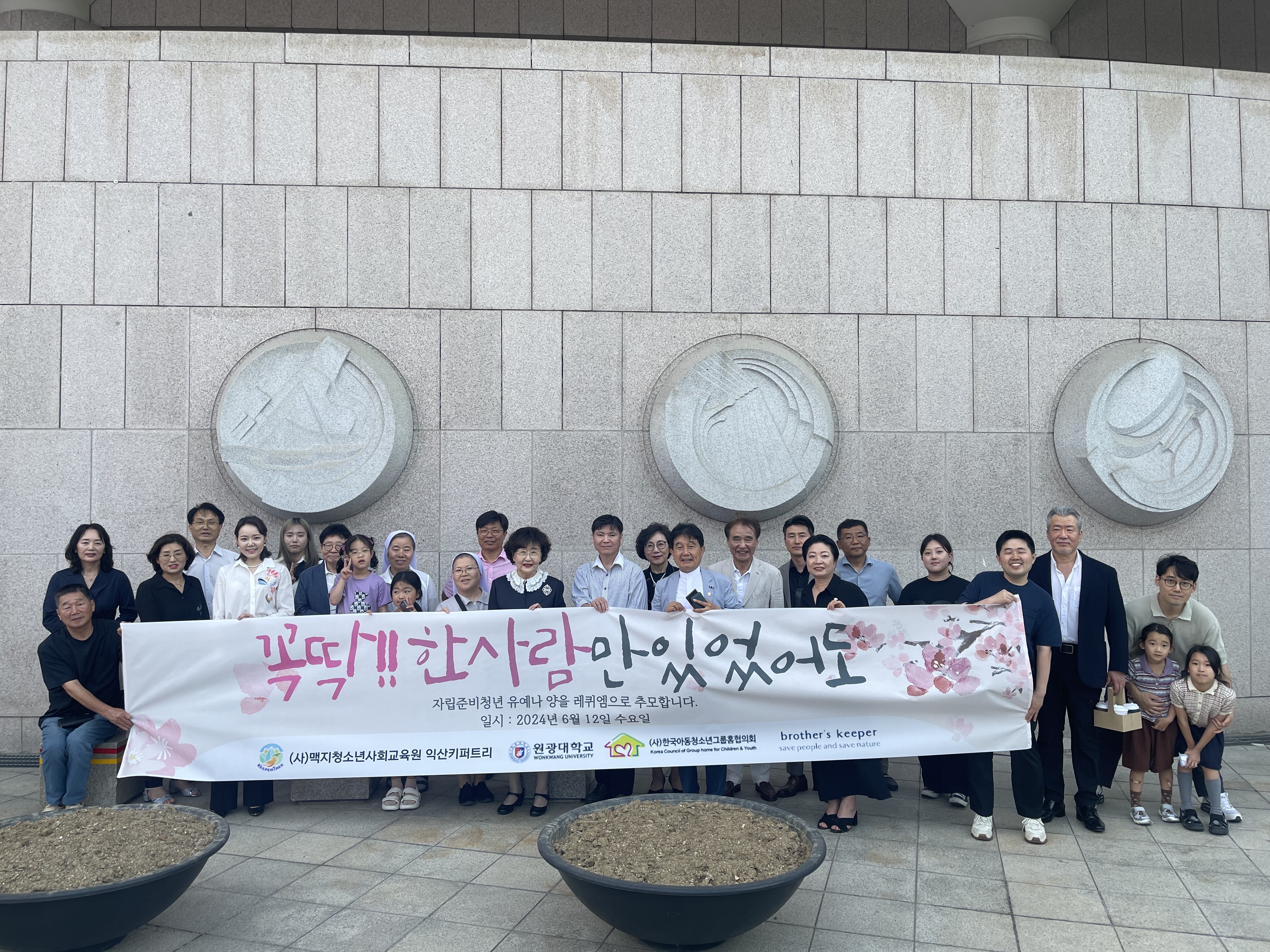 �̹��� 1:����! �ѻ���� �־��